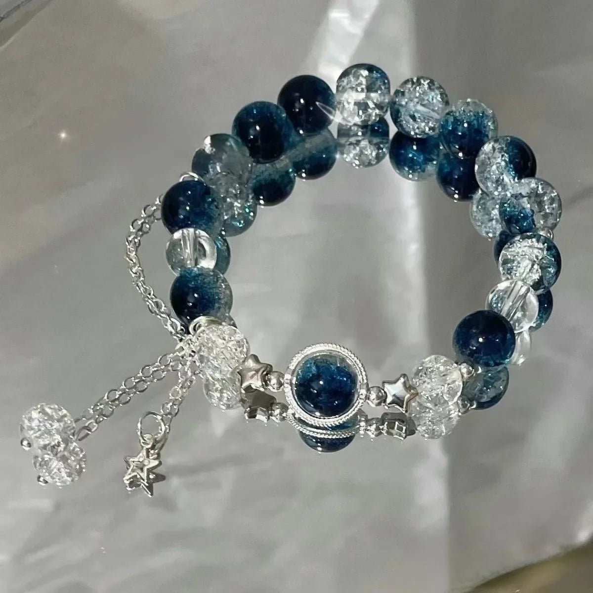 Niche Design Star Chain Tassel Náramek Fantasy Blue Crystal Beads Elastický lanový náramek pro ženy